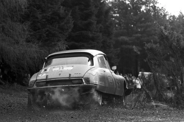 Décalcomanies 1:43 Citroën DS #352 Rallye Monte-Carlo 1959 (Trautmann/Richard) - ALO