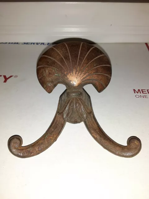 Cast Iron Antique Style Nautical SEA SHELL Coat  double Hooks Hat Hook  CLAM