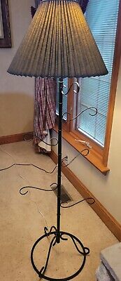 Longaberger Wrought Iron Basket Tree with Lamp 65" Sold in Dresden See pictures