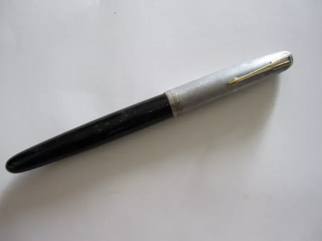 Vintage Parker 51 fountain pen Sterling cap black body c. 1944 USA button fill
