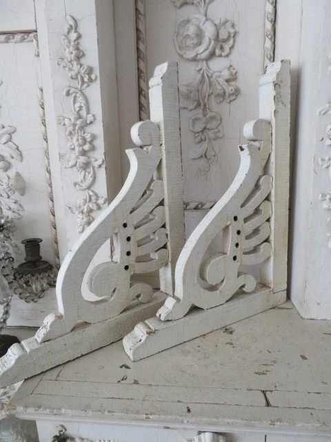 OMG PAIR Old Architectural Salvaged CORBELS BRACKETS Chippy WHITE PATINA