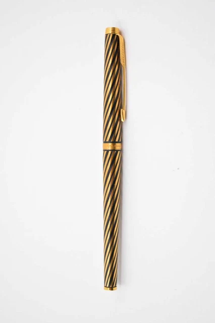 Stylo Plume Parker 75 Laque Noire Et Or - Plume En Or 18 Carats, Occasion, Modèle Prestige