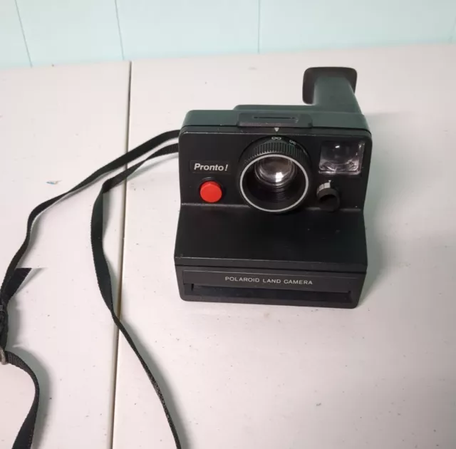 Vintage Polaroid Pronto! RF Instant Land Camera With Strap UNTESTED