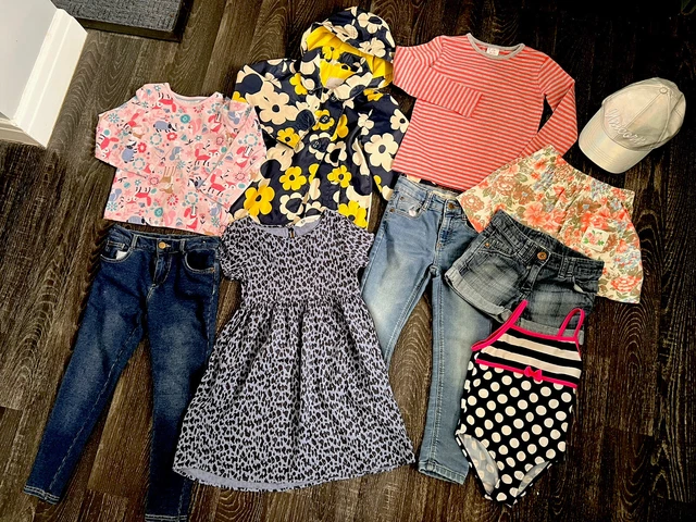 Girls bundle of clothes age 5-6 years