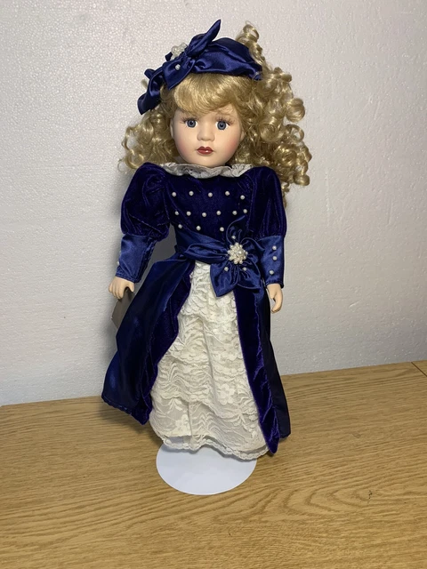 Victoria rose collection porcelain doll 1997 limited edition 16” blonde