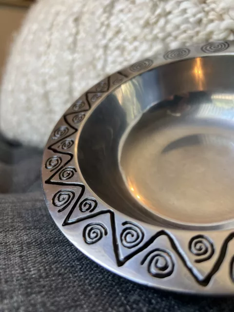Discontinued Wilton Armetale Silver Pewter Bowl Reggae Small Round