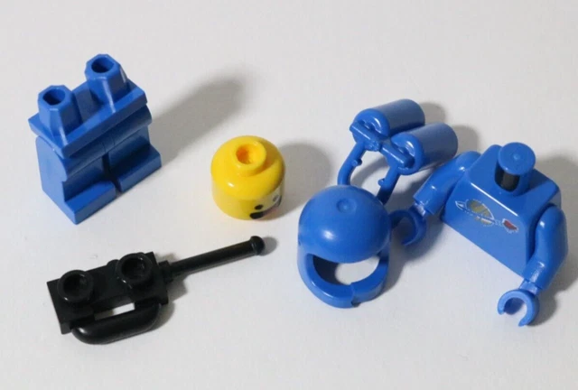 LEGO BENNY CLASSIC Blue Spaceman Minifigure Astronaut Space LEGO