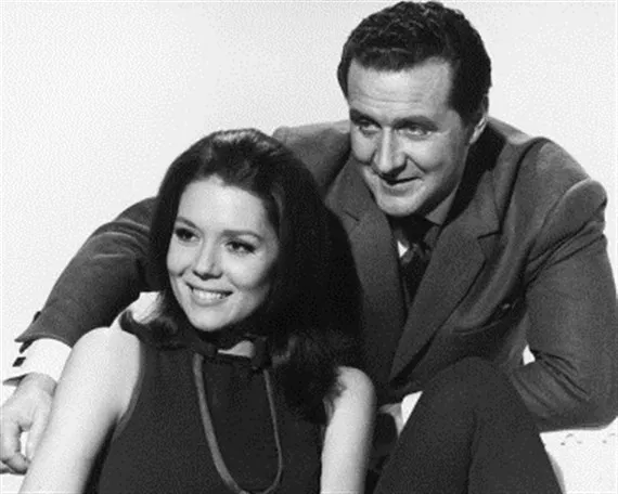 Patrick Macnee Wie John Steed / Basil, Diana Ri 8X10 Foto