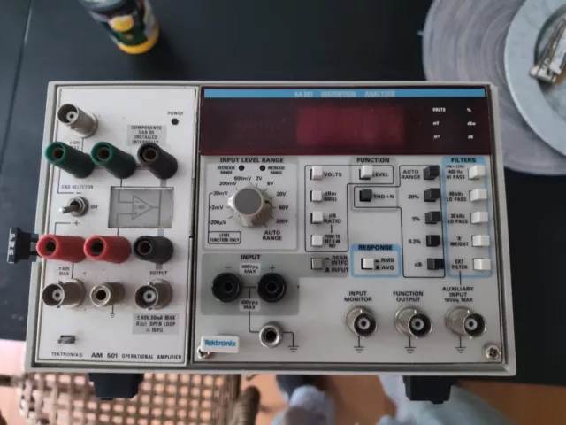 AA 501 Audio/Distortion Analyzer - Tektronix - With operational amplifier