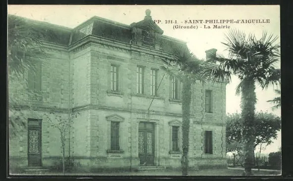 CPA Saint-Philippe-d´Aiguille, La Mairie, Hôtel de Ville