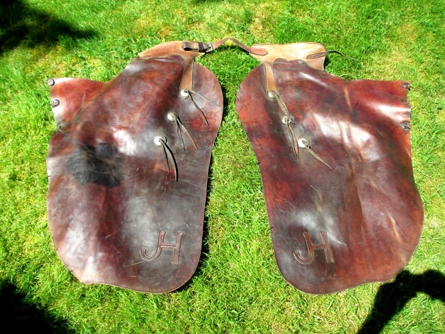Unbranded VINTAGE Brown Leather/Conchos BATWING Cowboy Western Chaps