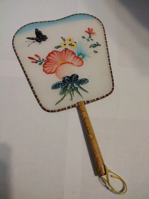 Chinese Silk Screen hand Fan. Hand painted butterflies flowers