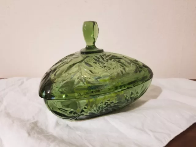 Vintage Triangular Daisy & Buttons Green Candy Dish with Lid Excellent Condition