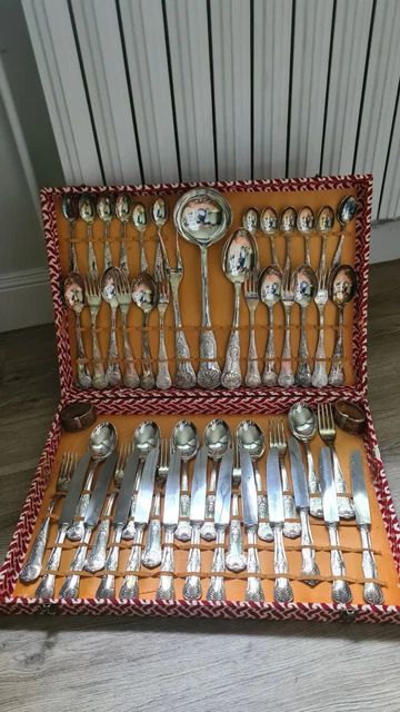Ménagère en argent poinçon - Canada