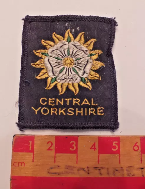 Vintage Boy Scouts Central Yorkshire District County Area Badge (X)