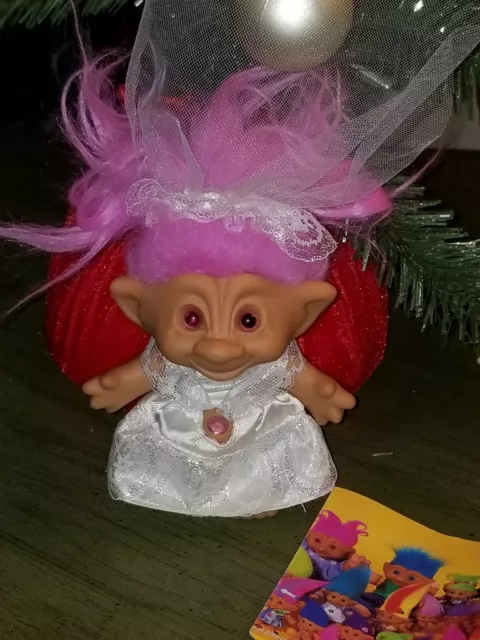 GALOOB 1998 treasure troll wedding doll  zia 2