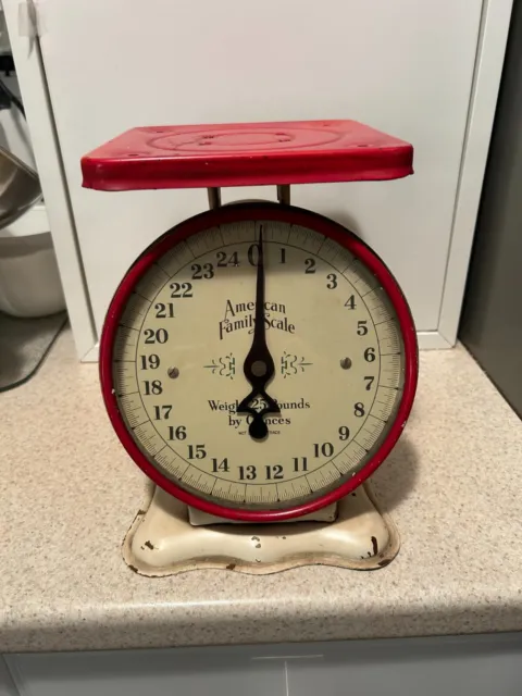Vintage American Family Scale Red 25 lb Farmhouse Kitchen Decor with glass face