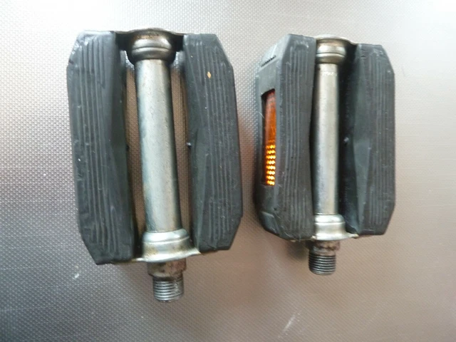 1 ANCIENNE PEDALE 14/125 velo vintage Victor VP_338L cyclo coté gauche left EUR 6,00 - FR