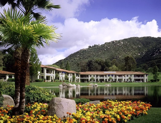 Lawrence Welk Resort Villas 2 Bedroom Annual Week 51 Timeshare For Sale