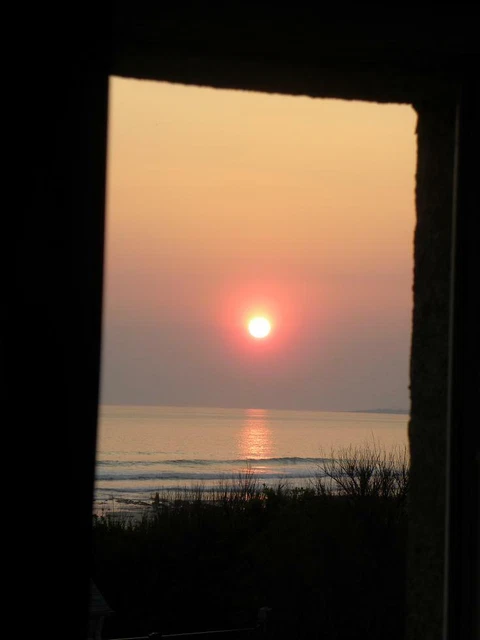 Maison de pêcheur en pierre a 30 pas de la mer