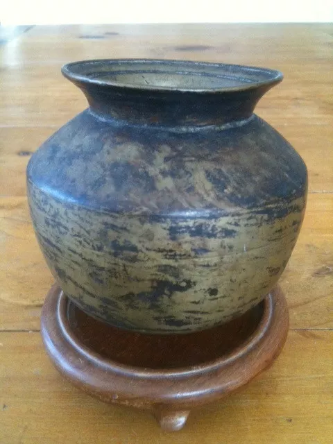 Vintage Round Based Bronze Pot 3 1/2" Tall + Stand 2