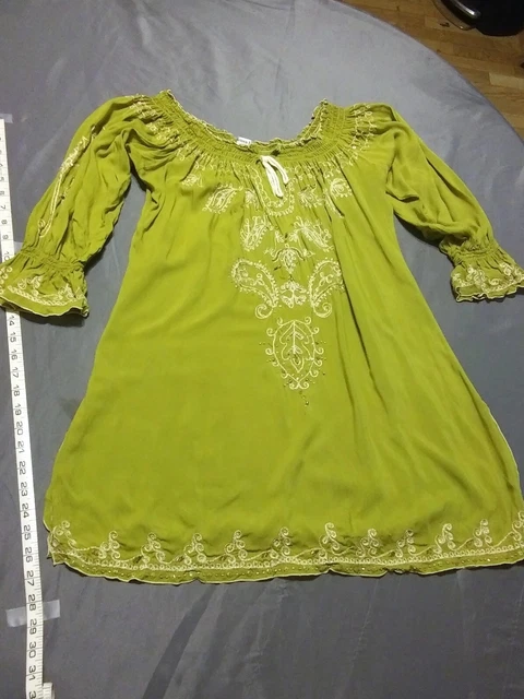 EUC ~ Krista Lee Women's Top/Blouse M/L Green