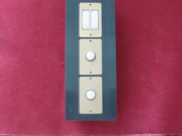 INTERRUPTEUR DOUBLE ALLUMAGE avec Habillage modèle Chambord Legrand réf: 87002 EUR 17,00