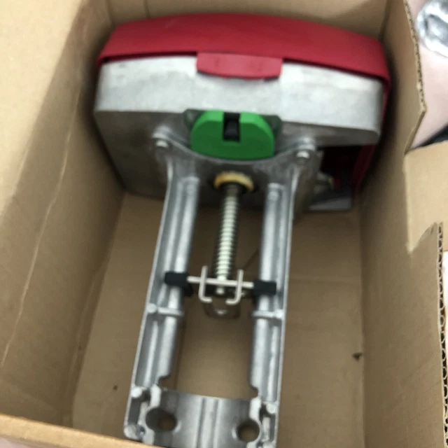 SCHNEIDER ELECTRIC 8800311030 actuator valve M800 S2 £400.00 PicClick UK