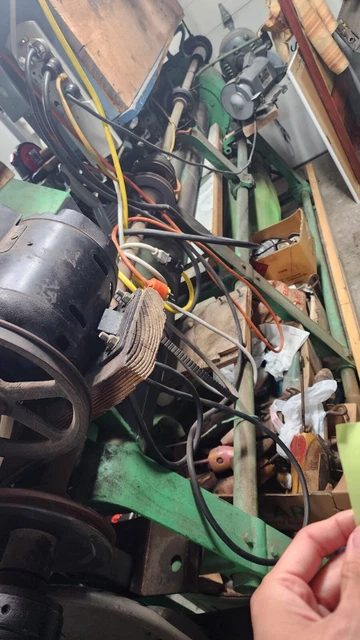 Landis Sanding Machine, Trimmer, Dust Vacuum Shoe Repair 2