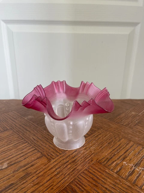 LAMPE À PÉTROLE reservoir verre rose opalescent bronze laiton EUR 200
