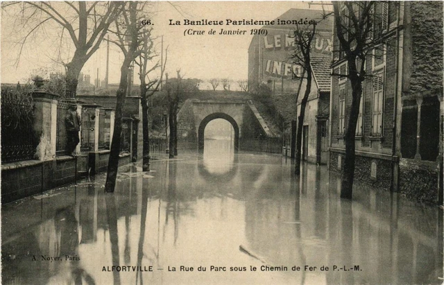 CPA AK ALFORTVILLE La Rue du Parc sous le Chmin de Fer (671736)