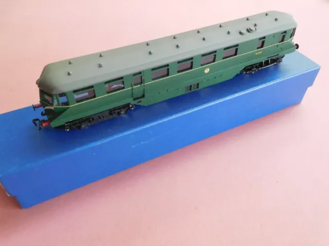 K's ex-GWR Railcar on Hornby Dublo 3-Rail Bo-Bo Chassis. BR Green Excellent. 00