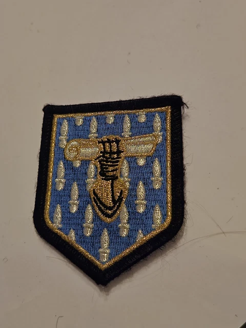Pin's Vintage École Des Officiers De La Gendarmerie – Signé Y.D – Édition Limitée 5/7