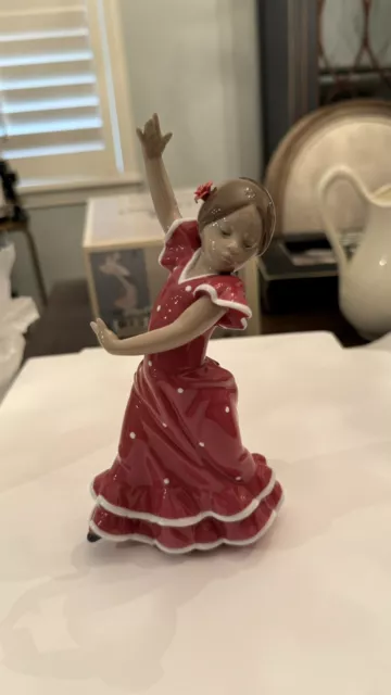 Lladro Lolita Flamenco Dancer Girl Red #8746 Brand New In Box