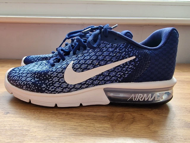 Ladies blue nike trainers hotsell