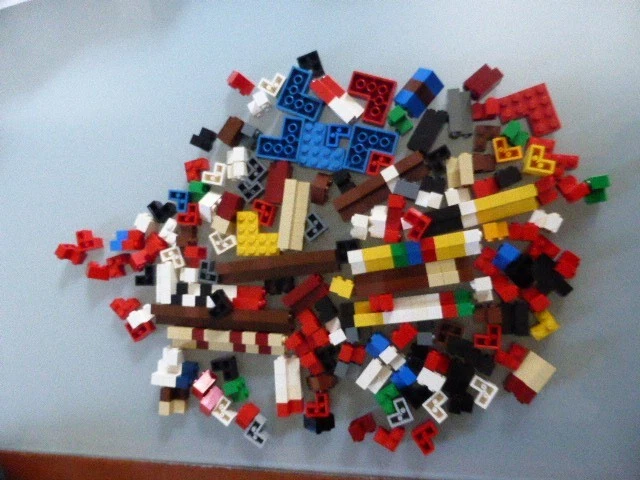 Lego Lot De + De 270 Angles Droits, Coins, Epais, Reference 2357