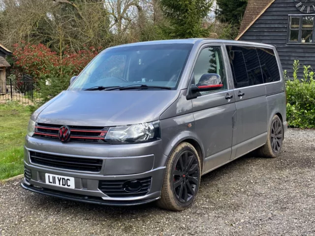 vw transporter kombi T5 WITH FACELIFT T5.1 AIRCON MODEL VERY EYE CATCHING PART/X