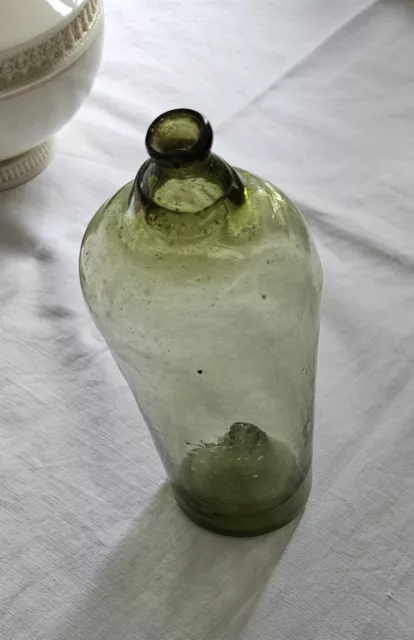 Antiquität Glas, Vorratsflasche, Flasche aus dem 17. Jh., erworben Dorotheum