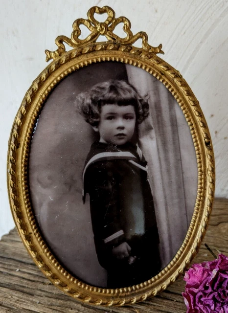 So Cute ! French Antique Bronze / Brass Medallion Picture Frame Louis Xv Style
