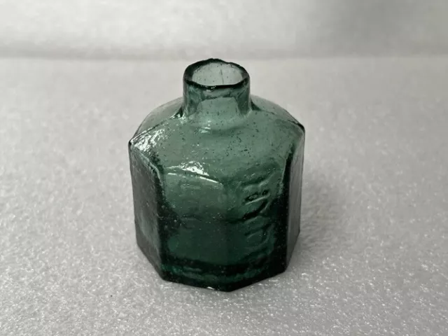 56155 Old Antique Vintage Glass Bottle Ink Well Inkwell Pot Octagonal Hyde Londo