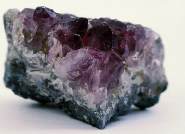 Rosenquarz Auf Amethyst Druse Von Kristallen Prismatisch Portionsbeutel Geode
