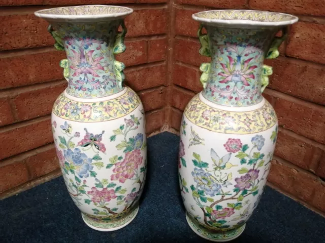 PAIR OF CHINESE 19th CENTURY FAMILLE ROSE VASES DECORATED FLOWERS QING DYNASTY
