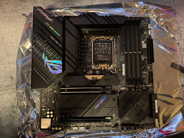 MacPro (Late 2013) 3.7GHz・24GB・256GB Motherboards, Computer Components & Parts, Computers/Tablets