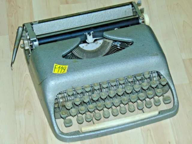 Alte Vintage Reise Schreibmaschine  Antik