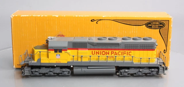 Lionel 6-8376 O Gauge Union Pacific SD40 Diesel Locomotive/Box