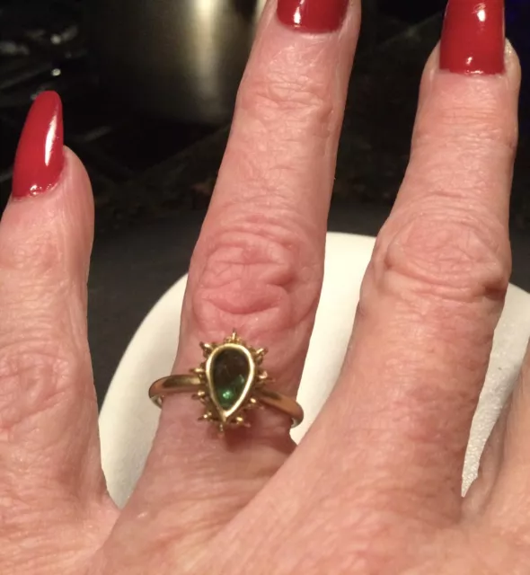 Designer 18Kt Anthony Nak Peridot Tear Drop Ring (Gb6) Designer 18Kt Anthony Nak Peridot Tear Drop Ring (Gb6)