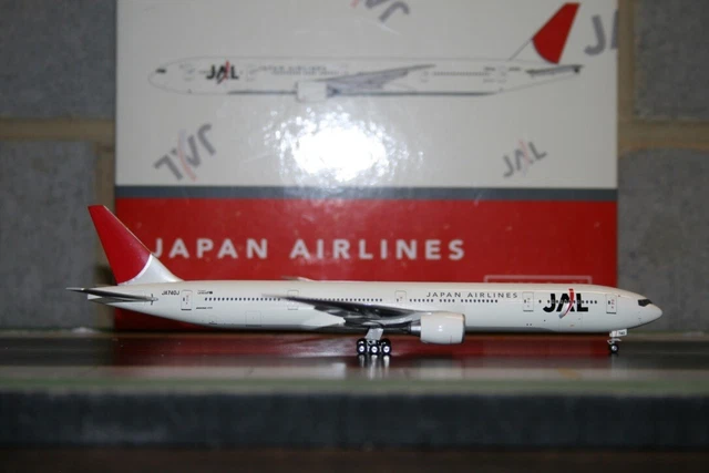 PHOENIX 1:400 JAPAN Airlines (JAL) Boeing 777-300ER JA740J