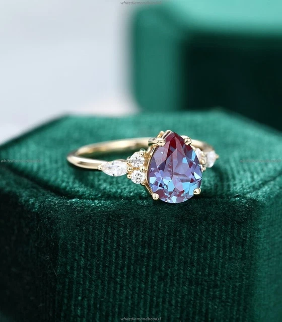 Bague Ancienne En Or 14 Carats Avec Alexandrite Simulée (créée En Labo) - Taille 6.75 - Occasion