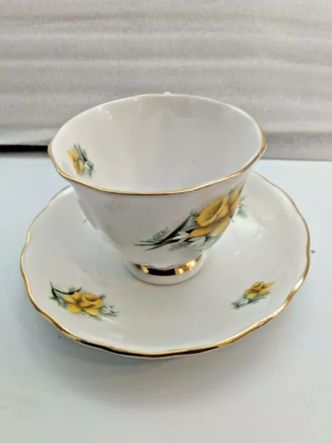 Colclough Ridgway Bone China England Yellow Floral Tea Cup & Saucer 2