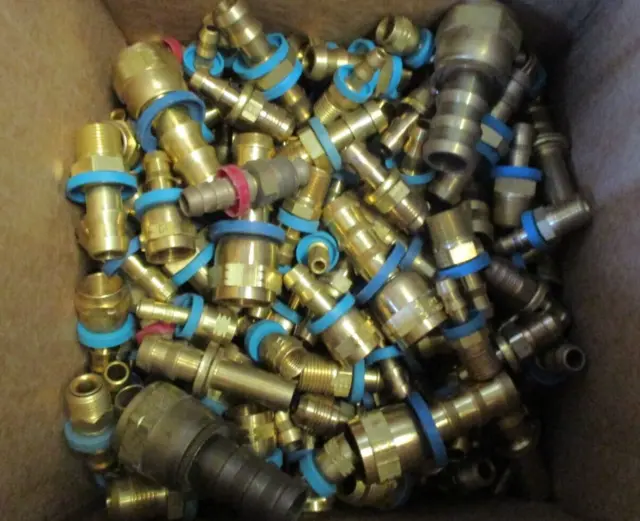 Eaton Hydraulic Hose Brass Scoketless Push-On Fittings totaling 140 fittings